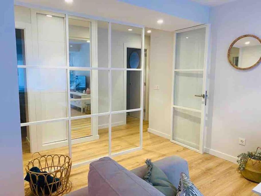 Apartamento A Estrenar En Centro Gijon. Fibra-Tv Екстер'єр фото